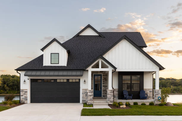 Best Roofing for New Construction  in Fowlerville, MI